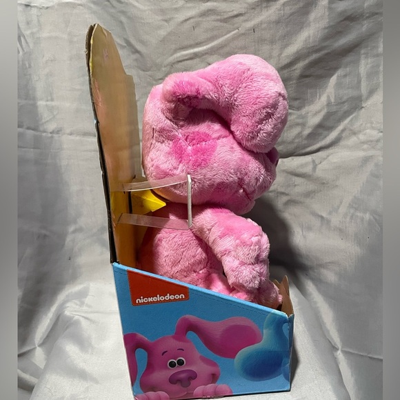 NIB Peek-A-Boo Magenta Plush Toy - Picture 5 of 8